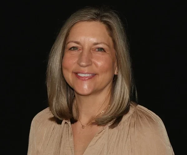 VICKY-DENTAL ASSISTANT